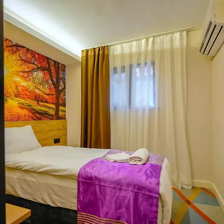 Lupo Libero Hotel 3*