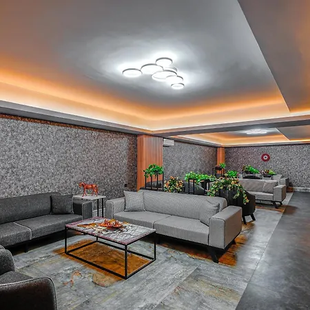 Lupo Libero אנטליה