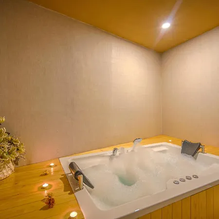 Lupo Libero אנטליה