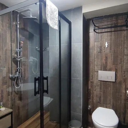 Lupo Libero Hotel 3*
