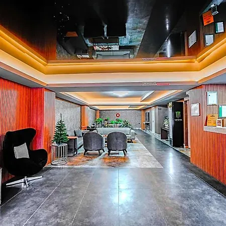 Lupo Libero Hotel 3*