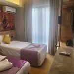 Lupo Libero أنطاليا