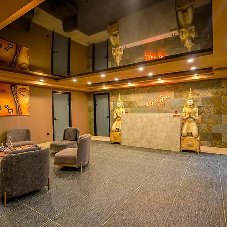 Lupo Libero 3* 안탈리아